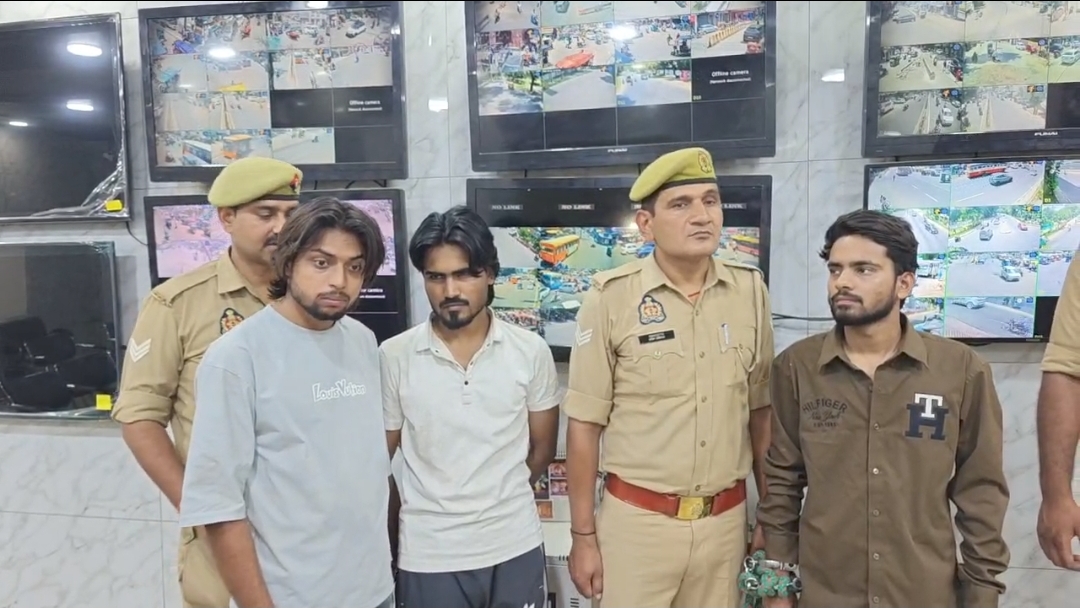 मेरठ में ऑनलाइन सट्टा गिरोह का भंडाफोड़, तीन आरोपी गिरफ्तार