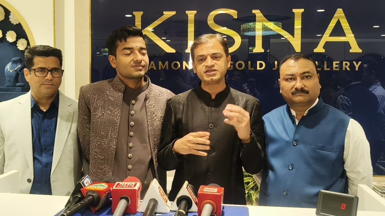 मेरठ में किसना डायमंड एंड गोल्ड ज्वेलरी का एक्सक्लूसिव शोरूम लॉन्च