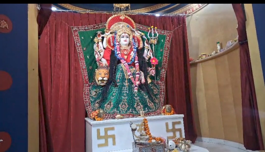 सिद्धपीठ गोल मंदिर में माता की चौकी एवं भव्य झांकियों का आयोजन, भजनों से भक्तिमय हुआ माहौल